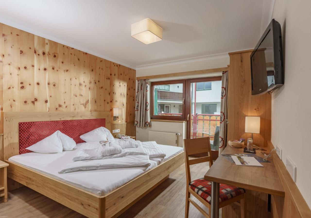 Panoramahotel Guertl Haus im Ennstal Zewnętrze zdjęcie