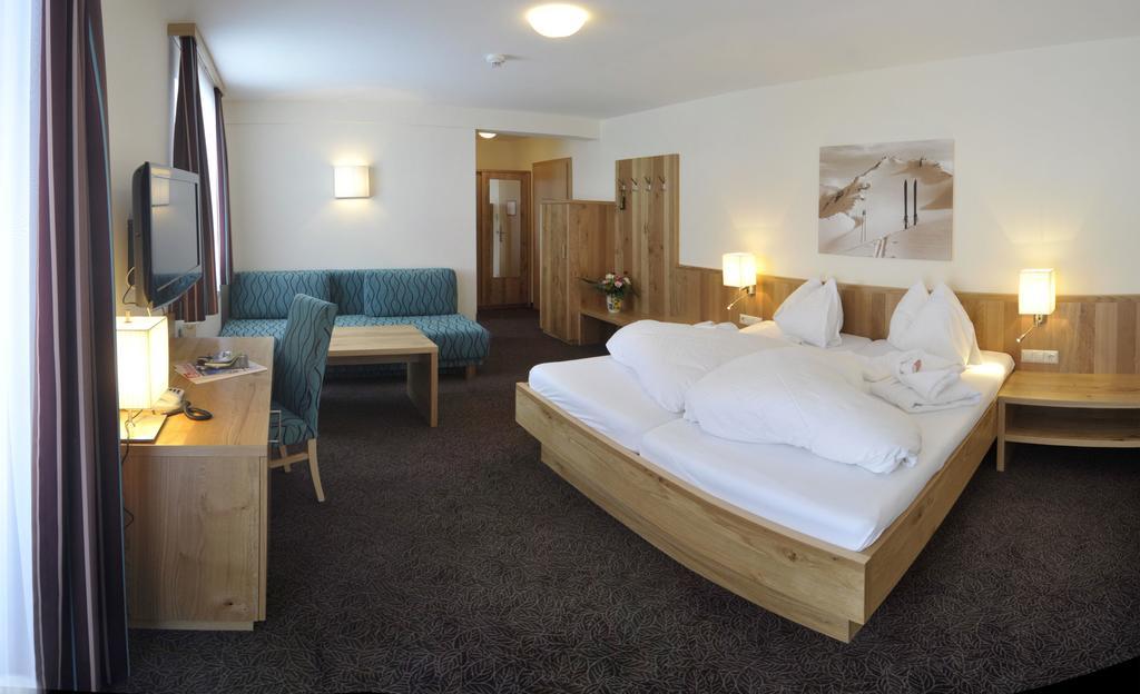 Panoramahotel Guertl Haus im Ennstal Zewnętrze zdjęcie